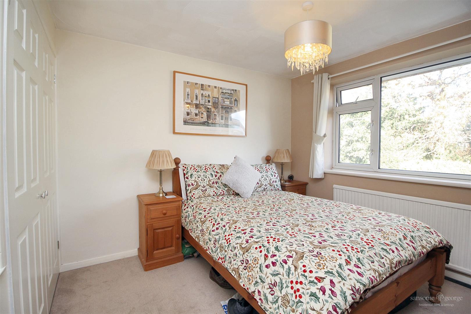 Chieveley Close, Tilehurst, Reading
